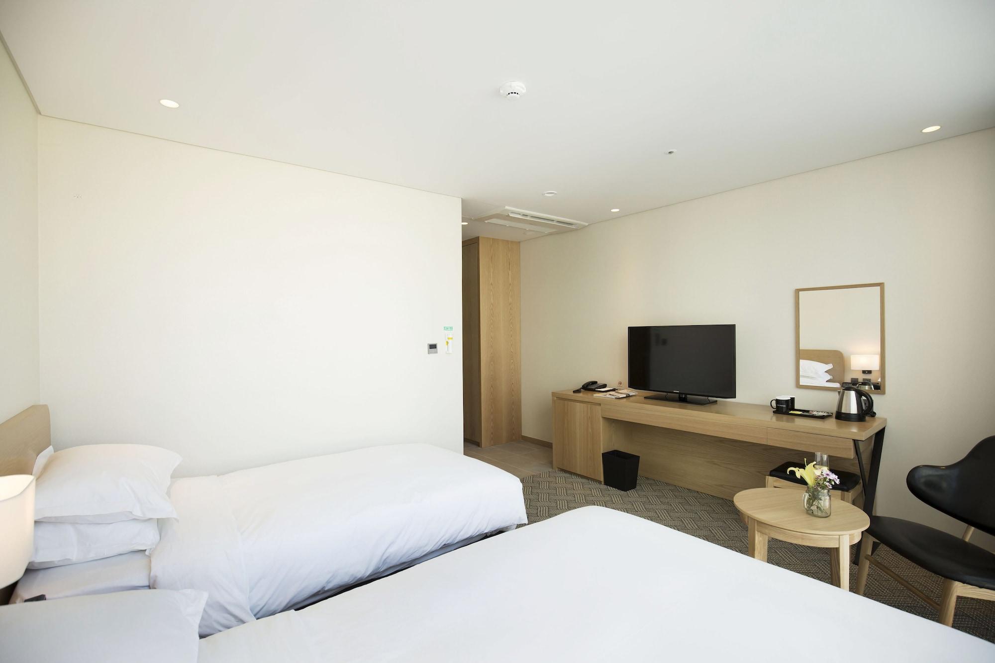 Best Western Haeundae Hotel Busan Bagian luar foto