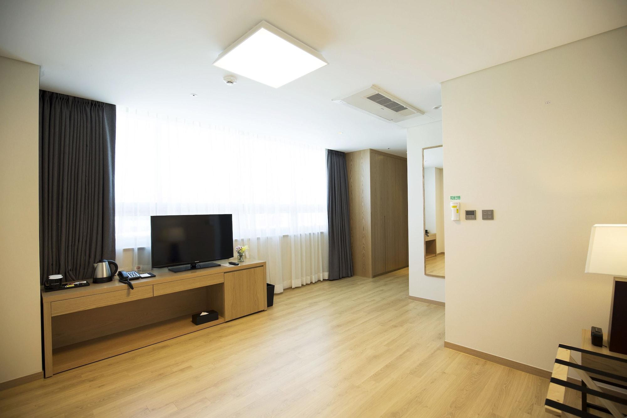 Best Western Haeundae Hotel Busan Bagian luar foto