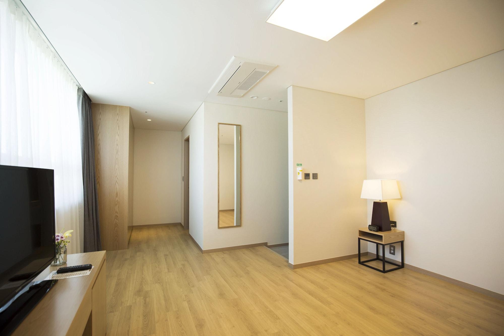 Best Western Haeundae Hotel Busan Bagian luar foto