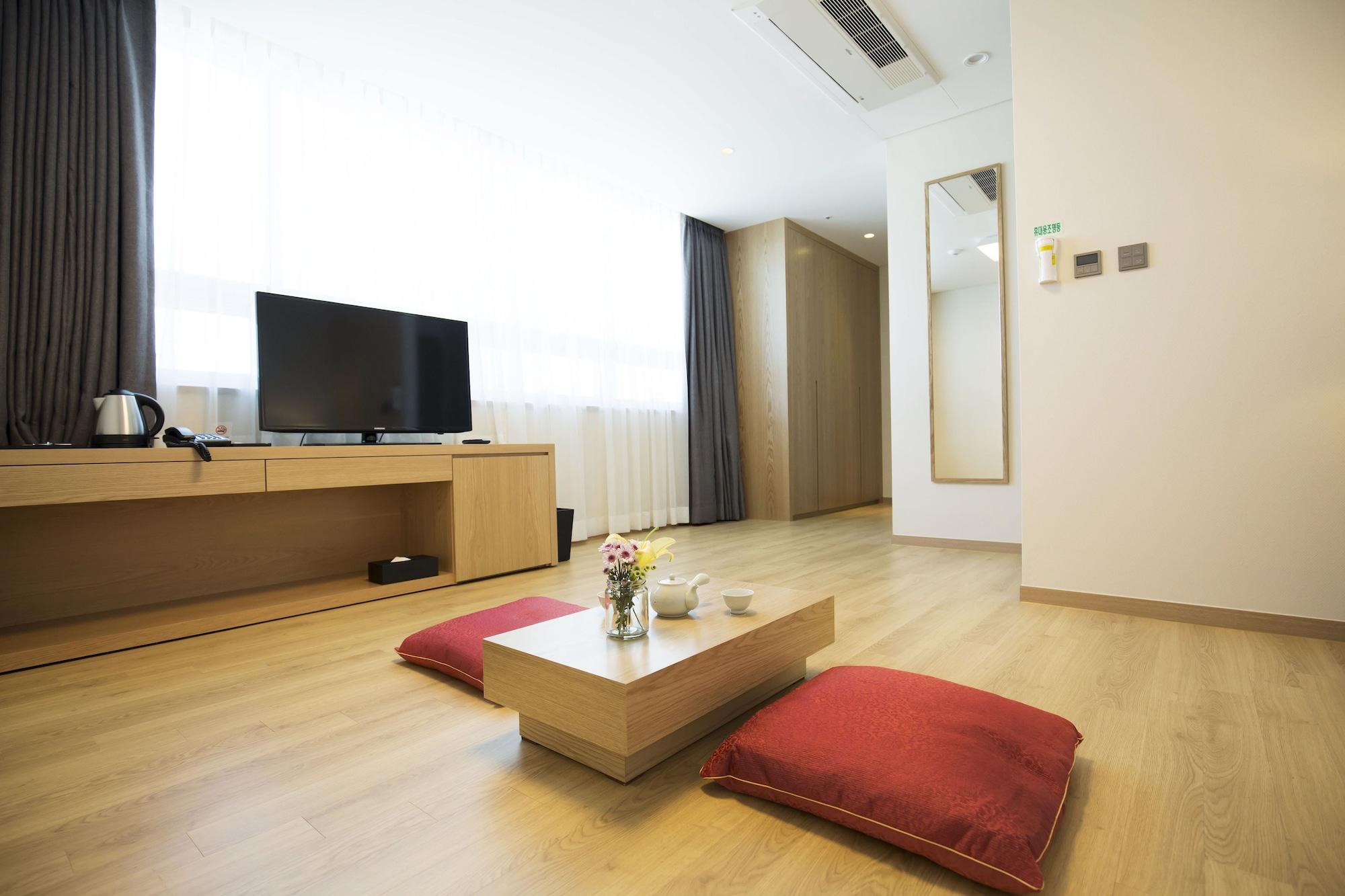 Best Western Haeundae Hotel Busan Bagian luar foto