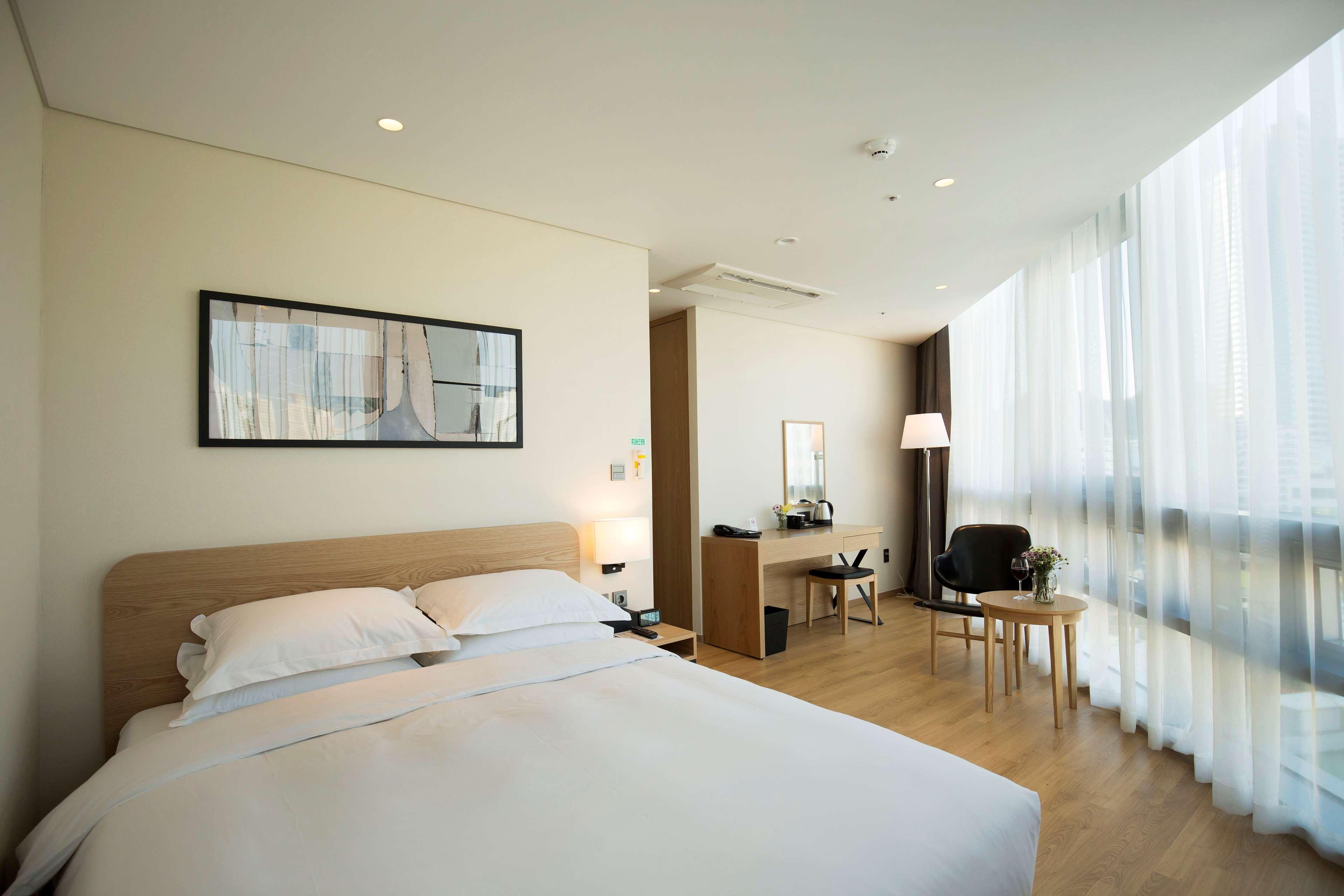 Best Western Haeundae Hotel Busan Bagian luar foto
