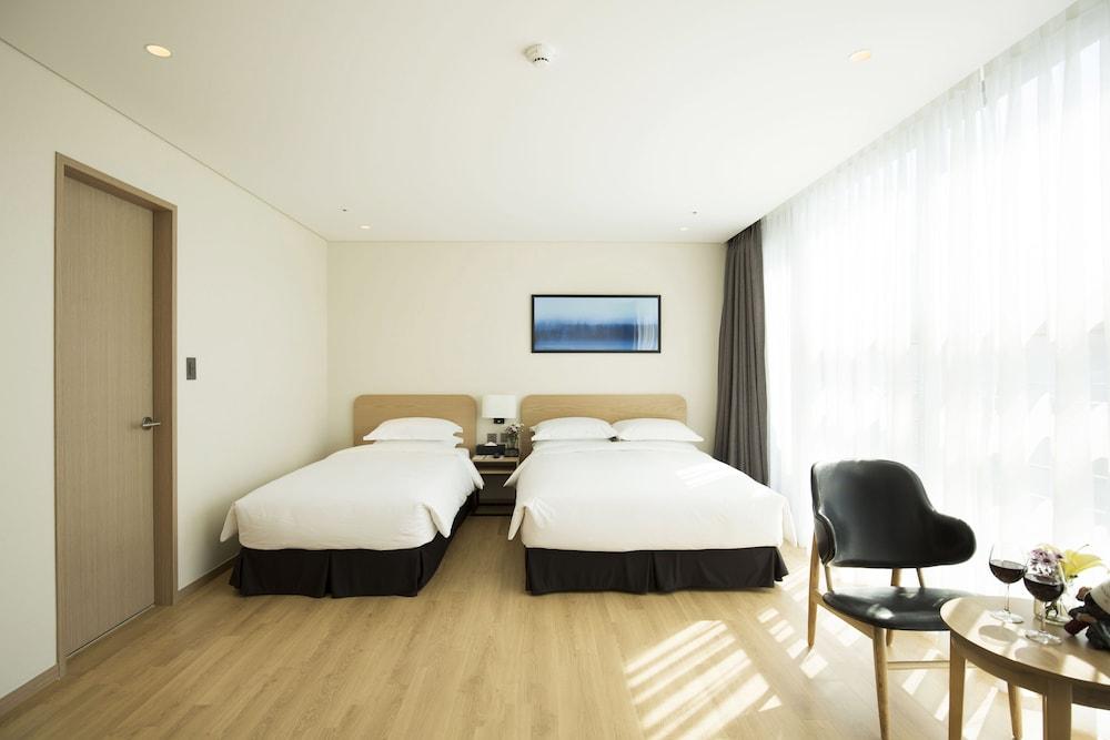 Best Western Haeundae Hotel Busan Bagian luar foto