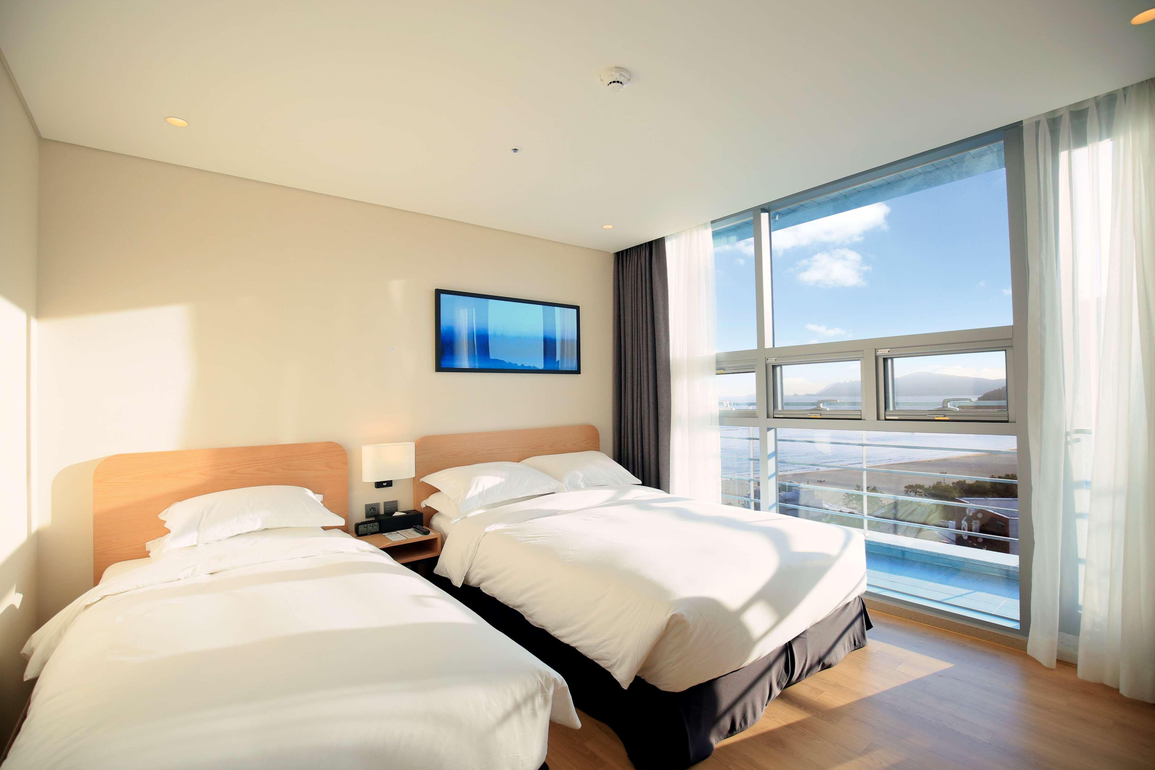 Best Western Haeundae Hotel Busan Bagian luar foto