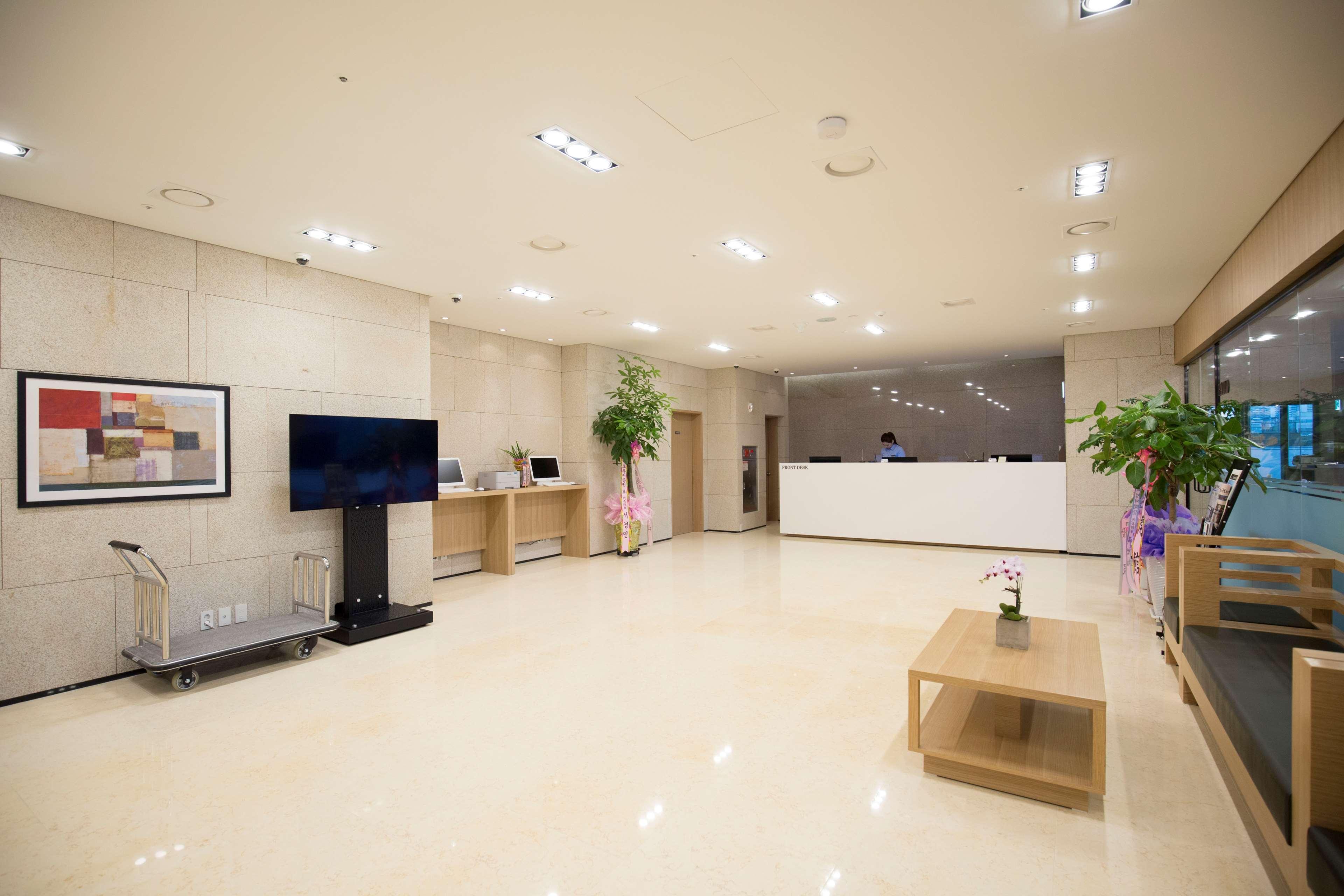 Best Western Haeundae Hotel Busan Bagian luar foto