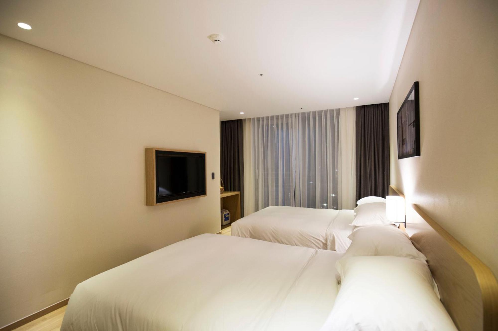 Best Western Haeundae Hotel Busan Bagian luar foto