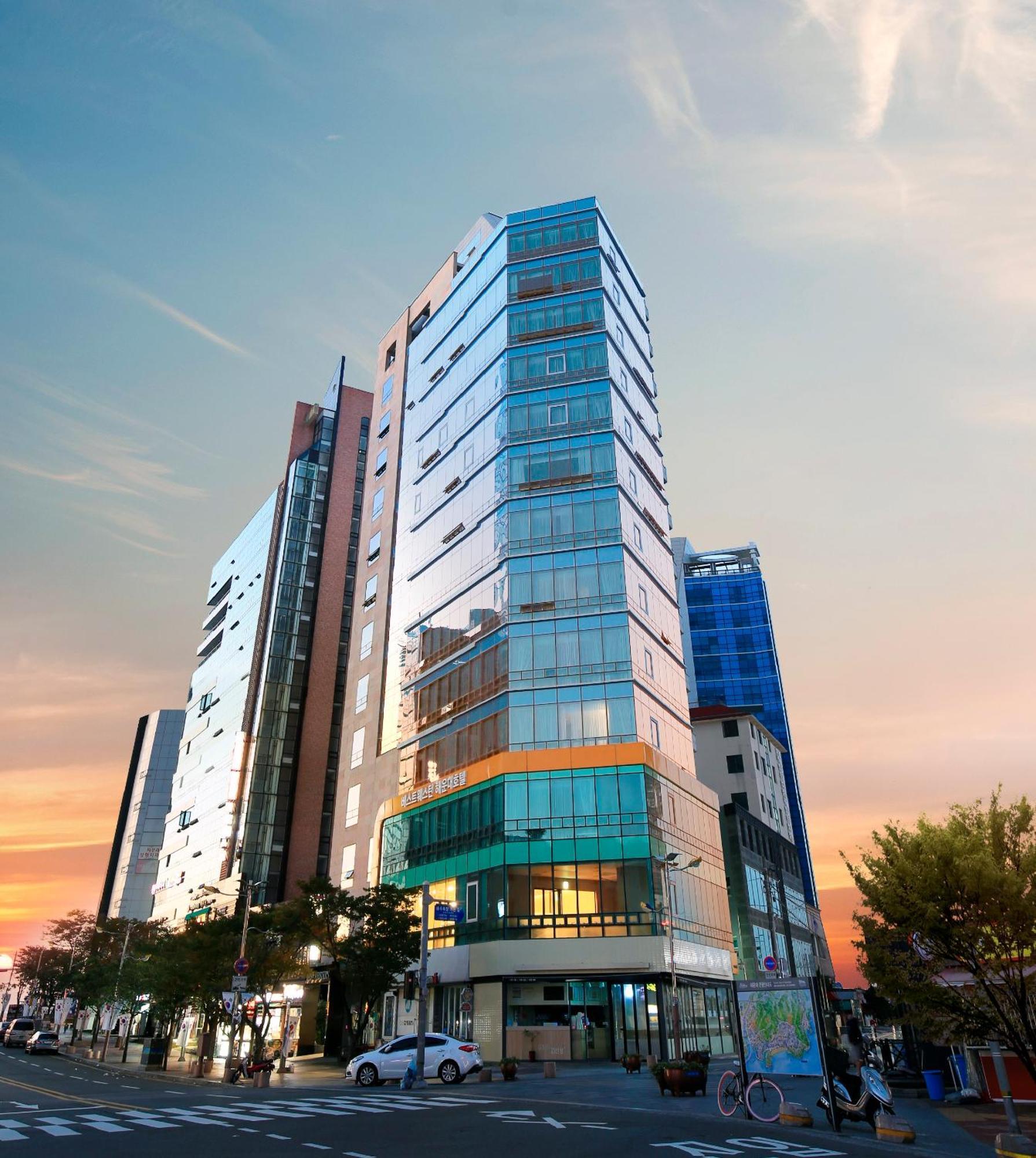 Best Western Haeundae Hotel Busan Bagian luar foto